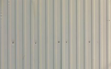 Waarom aluminium vouwwanden in steeds meer woningen te vinden zijn