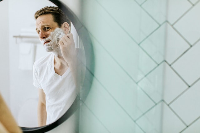 Dit zijn de belangrijkste benodigdheden om je baard zelf te trimmen