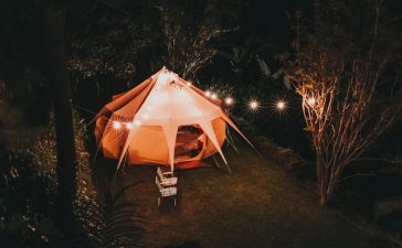 Creëer een romantische tuin met sfeervolle verlichting