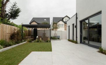 Overkapping in je tuin? Upgrade het tot volwaardige tuinkamer